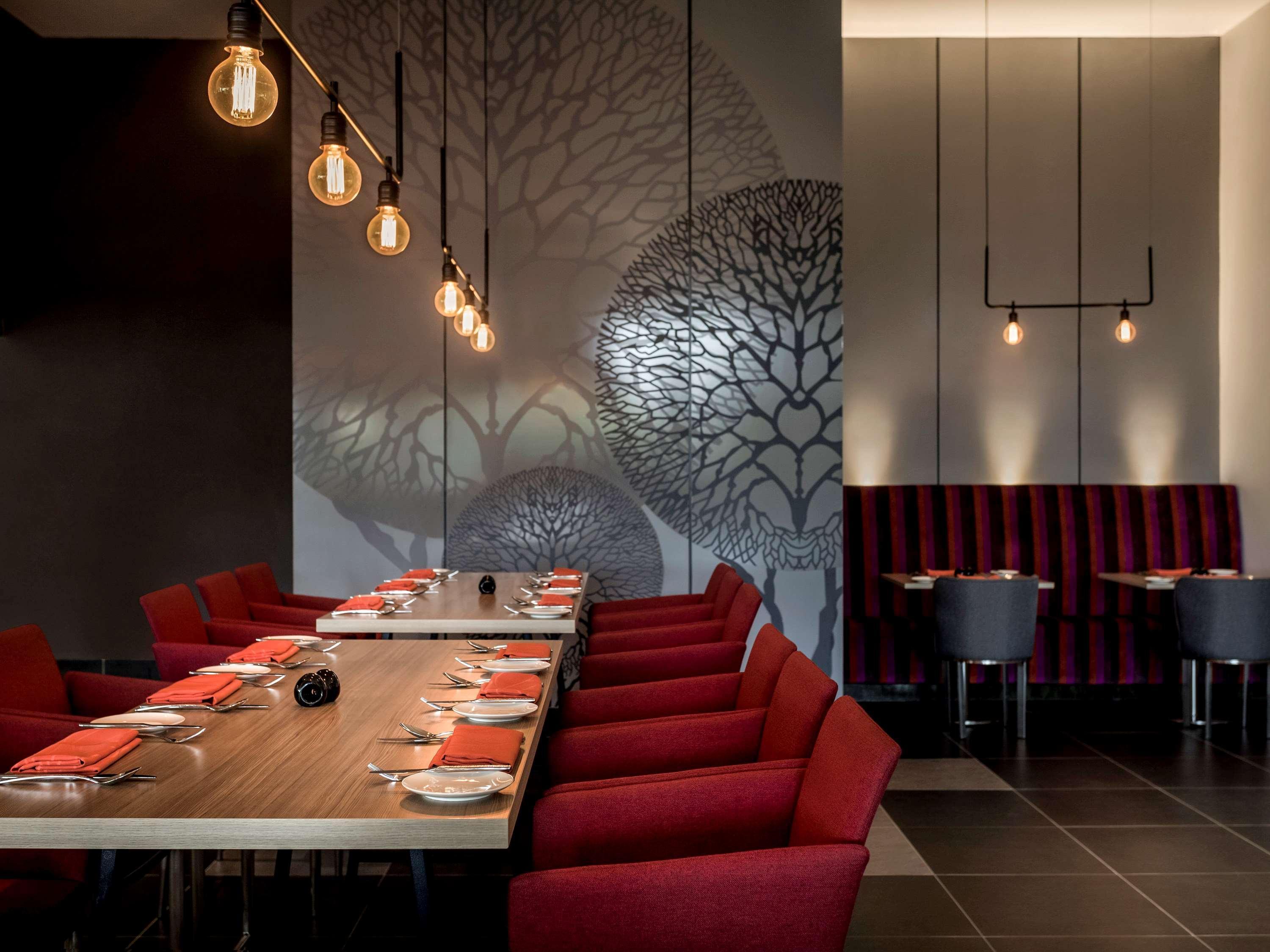 فندق بولمان ميري واترفرونت المظهر الخارجي الصورة The interior of the restaurant